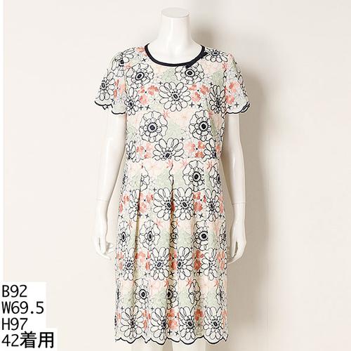 全2色【大きいサイズ】【42・46】フラワー刺繍ジョーゼットワンピース
